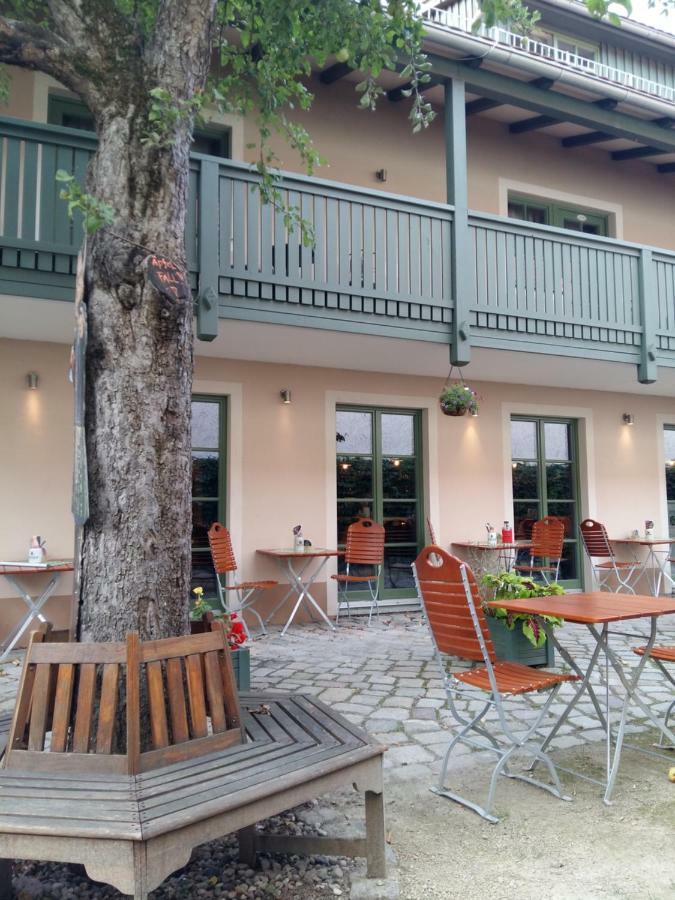 Hotel Wirtshaus Sonnenhof Radebeul Exterior foto